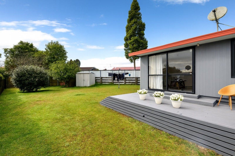 6 Balmerino Crescent, Pukete, Hamilton - Carousel 2