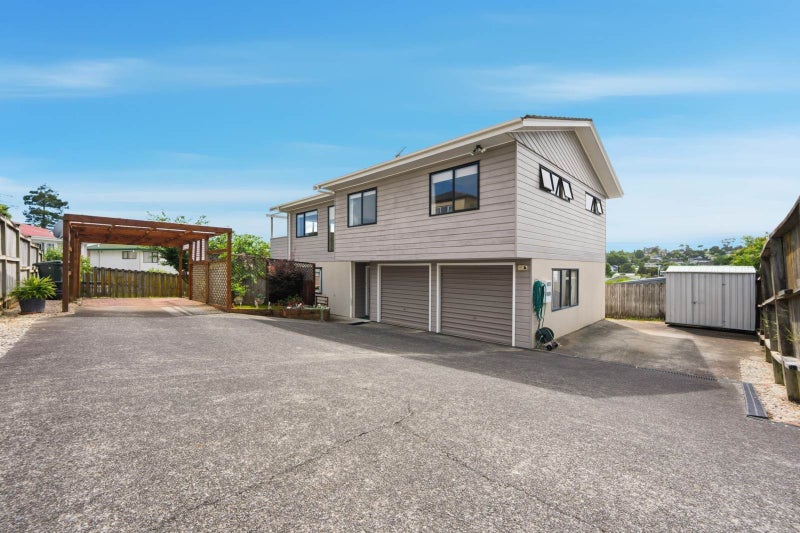 72A Elliot Street, Howick, Auckland - Carousel 1