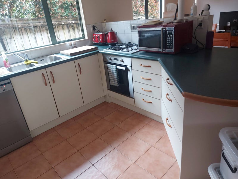 28 Kinleith Way, Albany, Auckland - Carousel 2