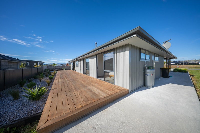 22 Marakura Drive, Te Anau, Te Anau - Carousel 2