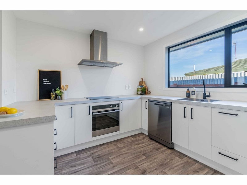 51 Bourke Street, Windsor, Invercargill - Carousel 2