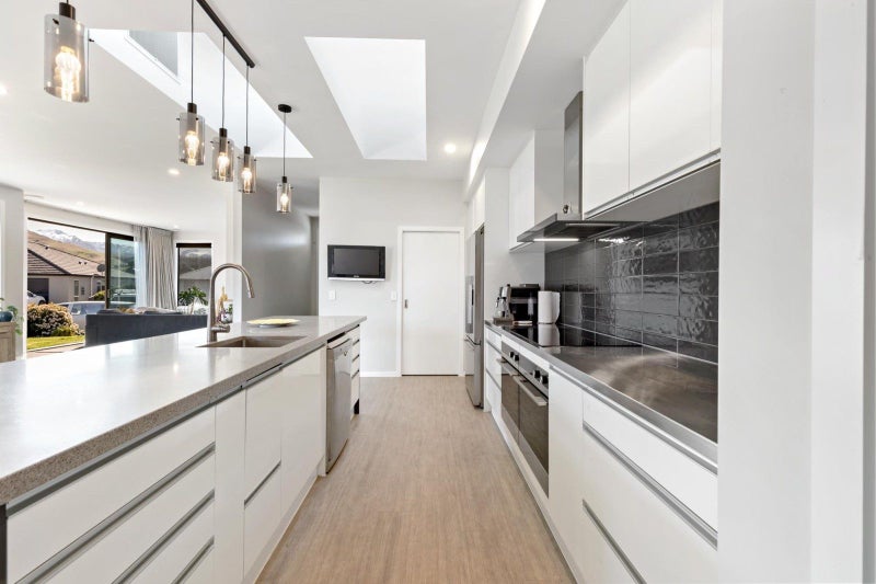 8 Springfield Road, Lower Shotover, Lower Shotover - Carousel 2