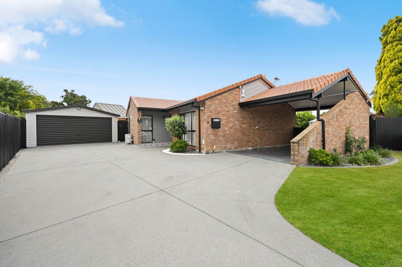 18 Halyard Close, Flagstaff, Hamilton, Waikato - Carousel 1