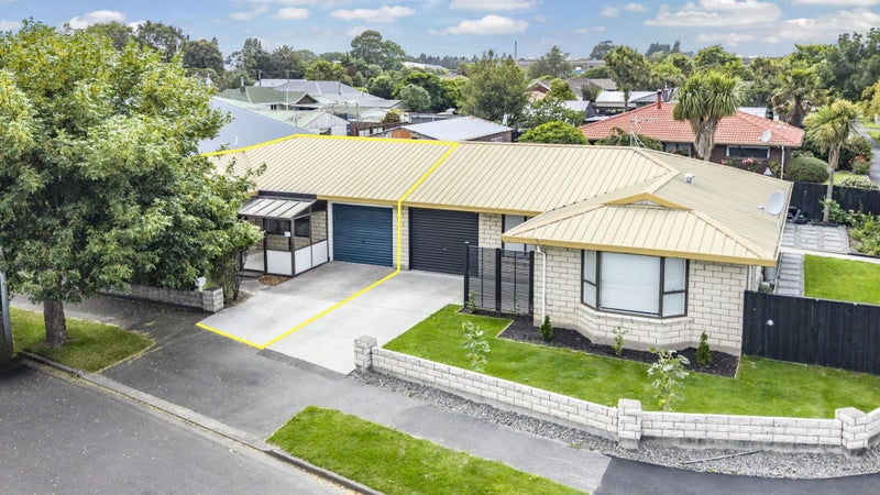5 Ballymena Drive, Belfast, Christchurch - Carousel 1