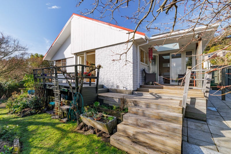 12A Parklands Drive, Huntsbury, Christchurch - Carousel 1