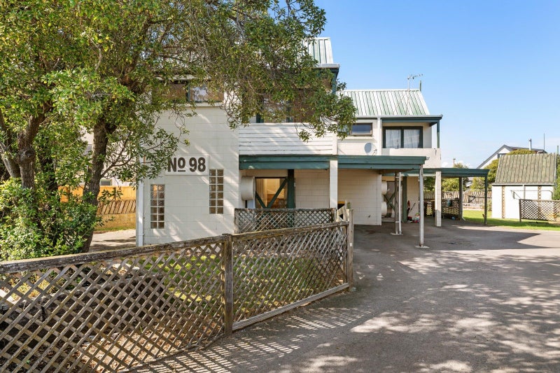 98A Karewa Parade, Papamoa Beach, Papamoa - Carousel 1