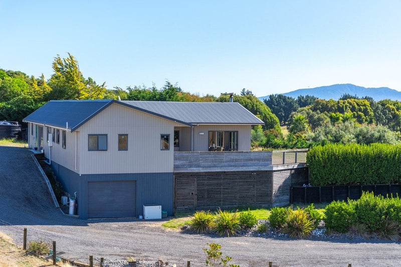 9 Waitaheke Road, Otaki - Carousel 2