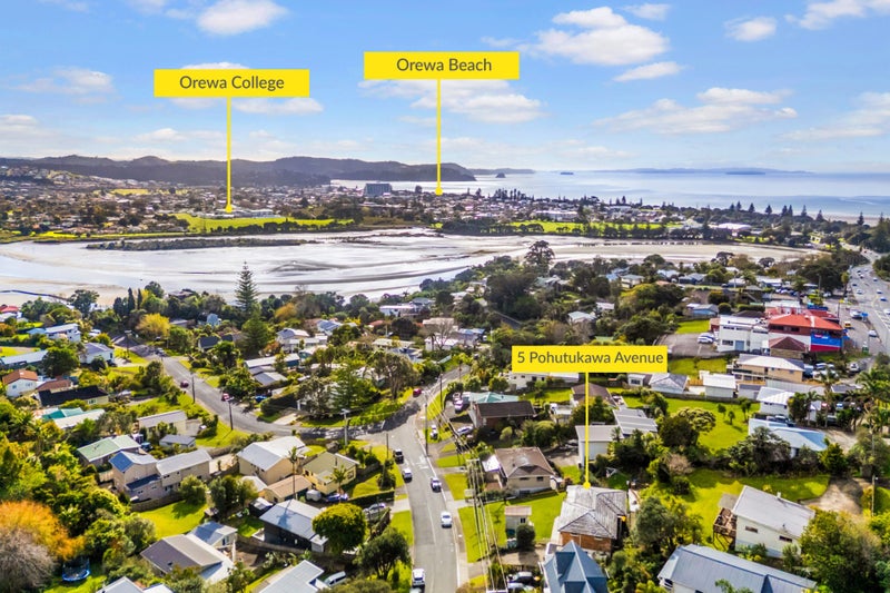 5 Pohutukawa Avenue, Red Beach, Red Beach - Carousel 2