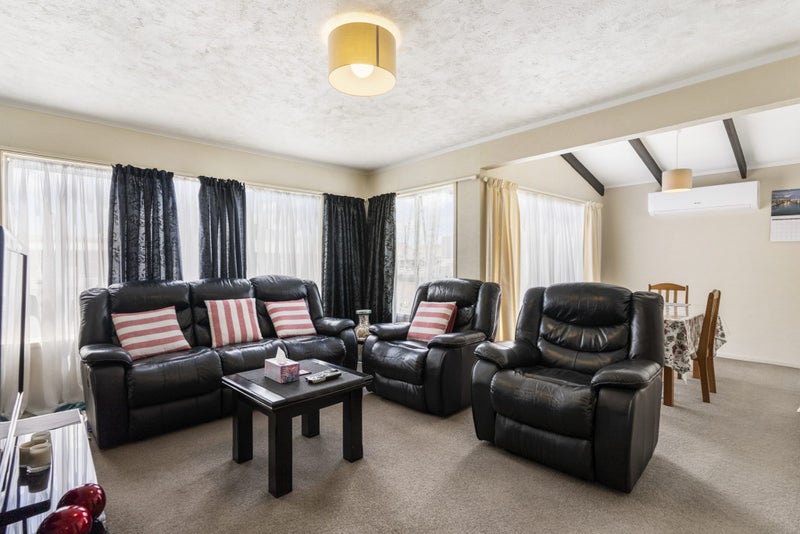 6/69 Kenderdine Road, Papatoetoe, Auckland - Carousel 2