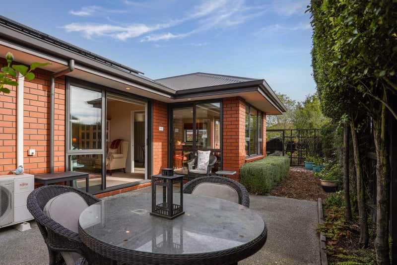 5/12 Bank Street, Amberley, Amberley - Carousel 12