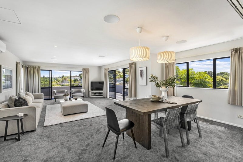 77B Waiatarua Road, Remuera, Auckland - Carousel 2