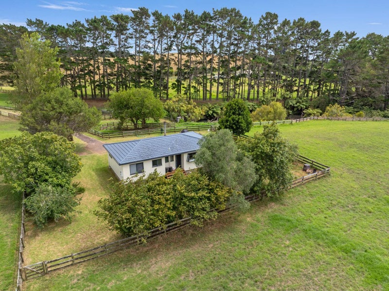 287 Taurangaruru Road, Karioitahi, Waiuku - Carousel 1
