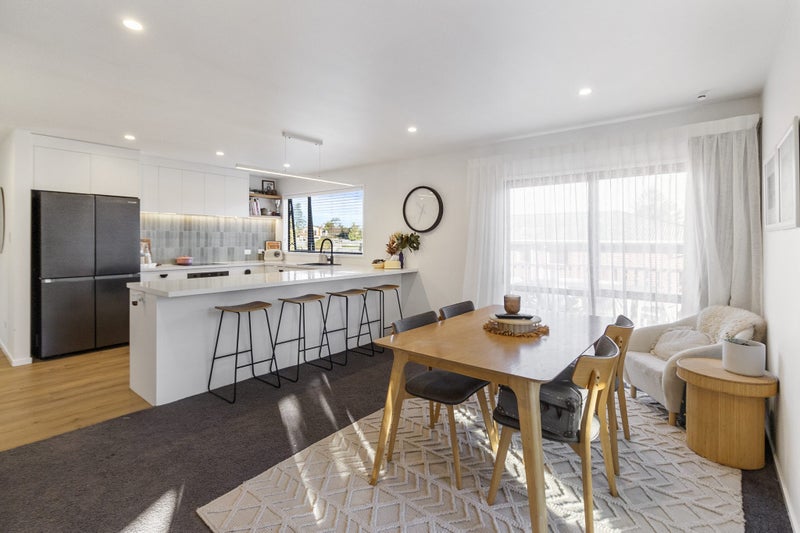 33 Maple Crescent, Watlington, Timaru - Carousel 2