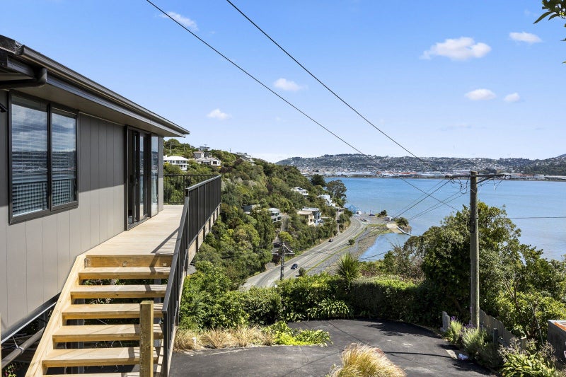 9A Glengyle Street, Vauxhall, Dunedin - Carousel 1