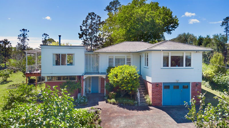 12 Carter Road, Oratia, Auckland - Carousel 37