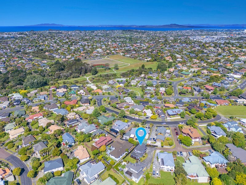 1/23 Rifleman Rise, Unsworth Heights, Auckland - Carousel 14