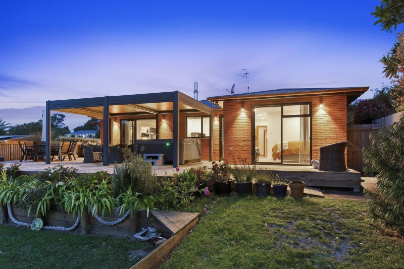 35 Glen Road, Raumati South, Paraparaumu - Carousel 2