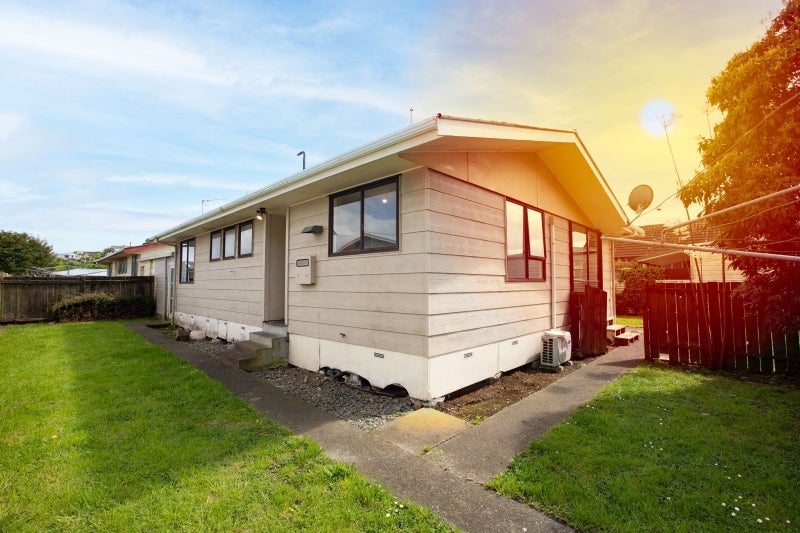 45A Karen Crescent, Dinsdale, Hamilton - Carousel 1