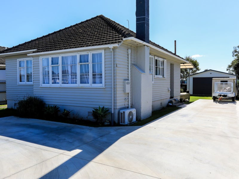 41 Anzac Street, Gisborne, Gisborne - Carousel 1