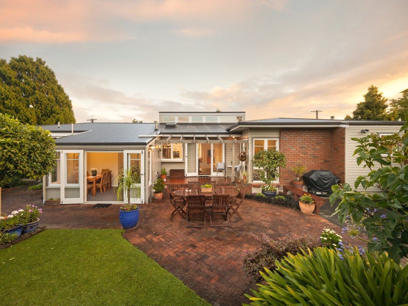 3 Bailey Avenue, Claudelands, Hamilton - Carousel 24