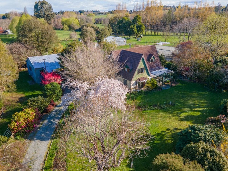 11 Woodbury Road, Geraldine - Carousel 1