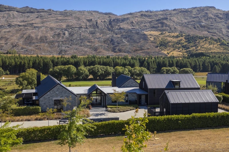 11 Dalgleish Lane, Arrowtown, Queenstown-Lakes, Otago - Carousel 2