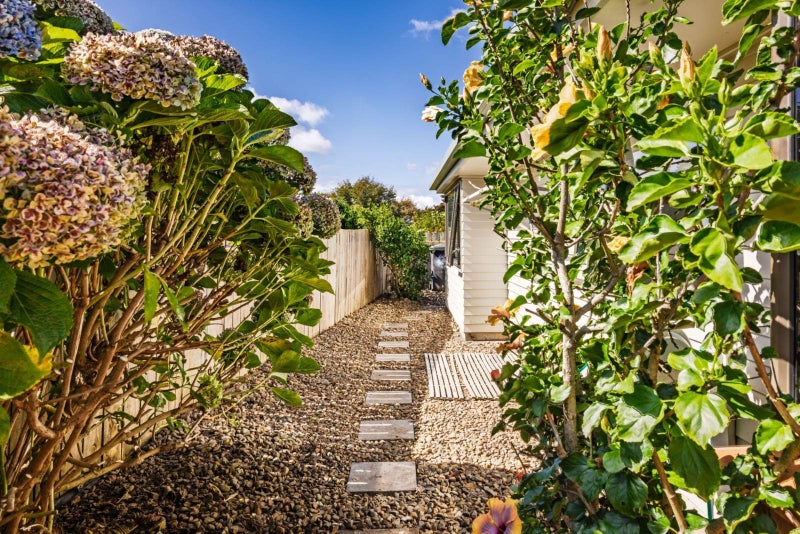 11A Cannon Drive, Kerikeri, Kerikeri - Carousel 1