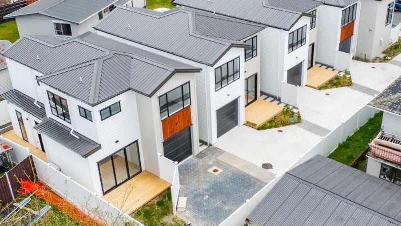 40 Allington Road, Massey, Auckland - Carousel 1