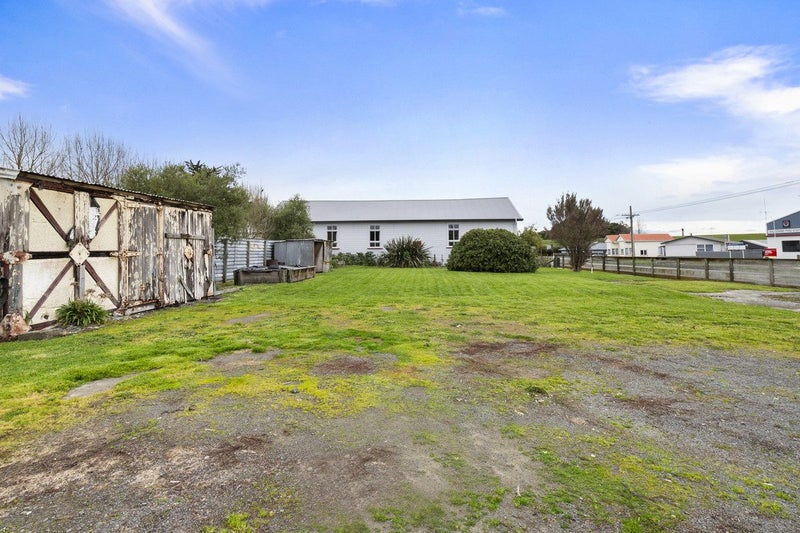 11 Stanway Road, Feilding - Carousel 27