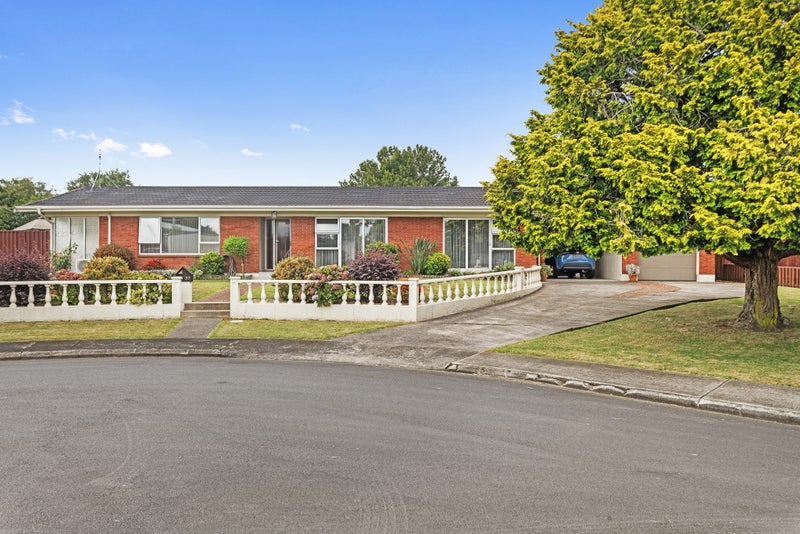 37 Magnolia Avenue, Opaheke, Papakura - Carousel 1