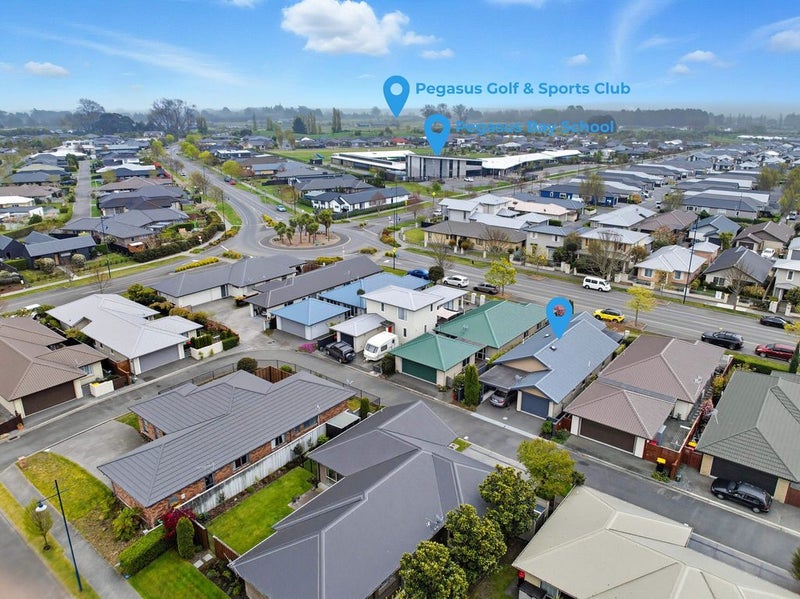 85 Pegasus Boulevard, Pegasus, Pegasus - Carousel 25