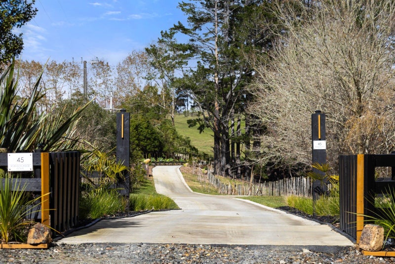 45 A, B, D Robinson Road, Coatesville, Rodney, Auckland - Carousel 1