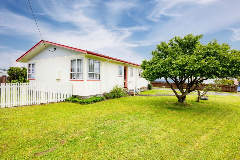 25 Bennett Street, Waipawa, Waipawa - Carousel 2