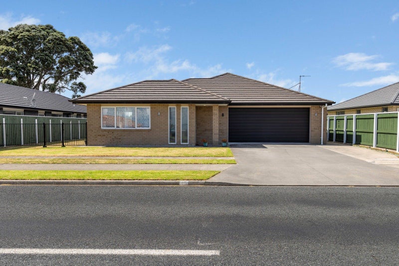 12 Wills Road, Bell Block, New Plymouth - Carousel 1