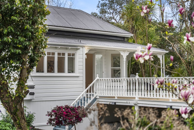 25 Princes Street, Northcote Point, North Shore City, Auckland - Carousel 1