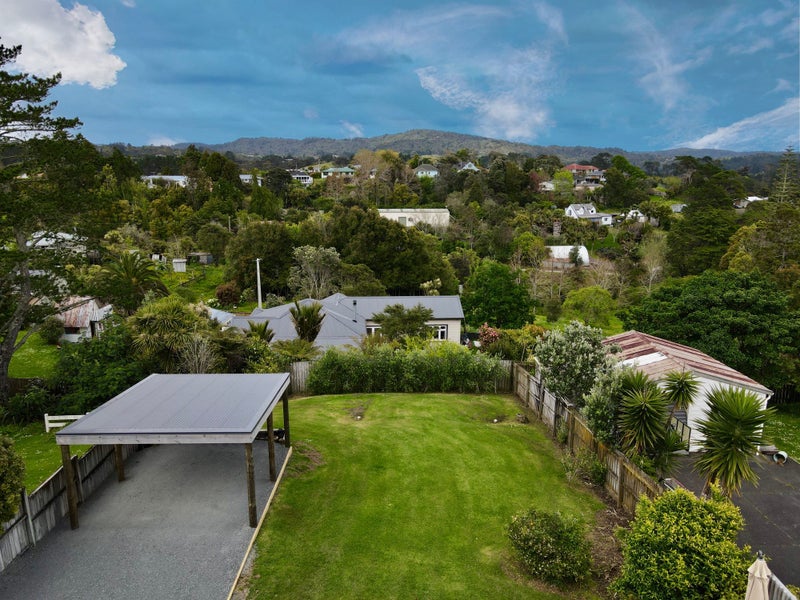 70 Mcentee Road, Waitakere, Auckland - Carousel 21