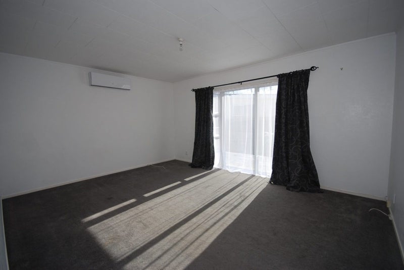 43B Ferndown Avenue, Papatoetoe, Manukau City, Auckland - Carousel 2