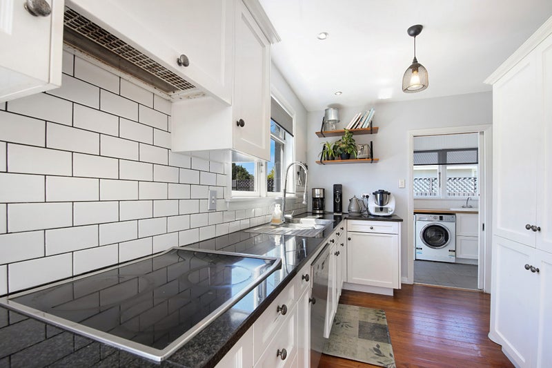 42 Wayside Avenue, Burnside, Christchurch - Carousel 2