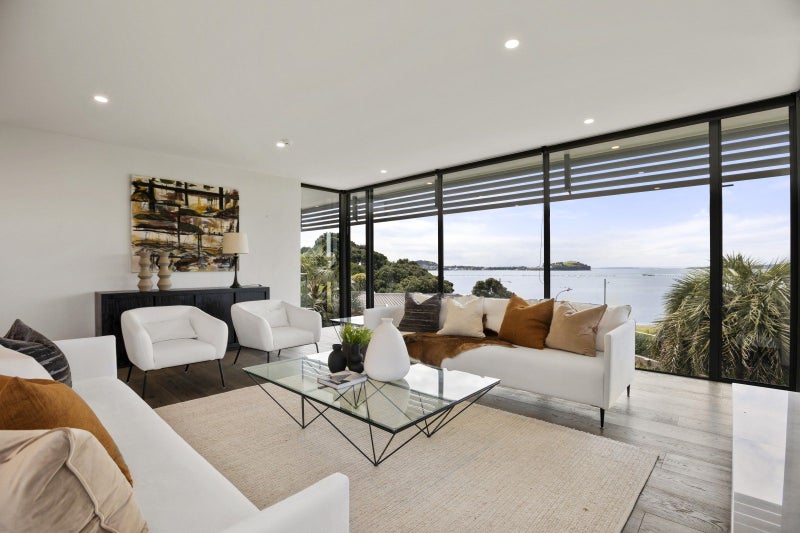 10 Okahu Street, Orakei, Auckland - Carousel 1