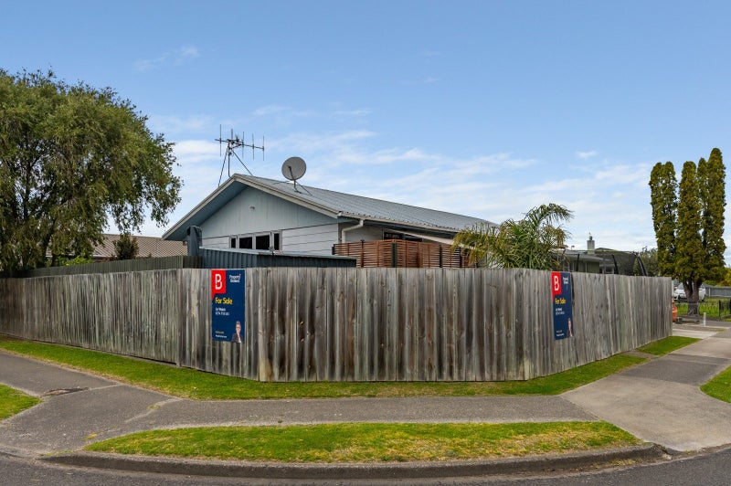 28 Neal Crescent, Onekawa, Napier - Carousel 16