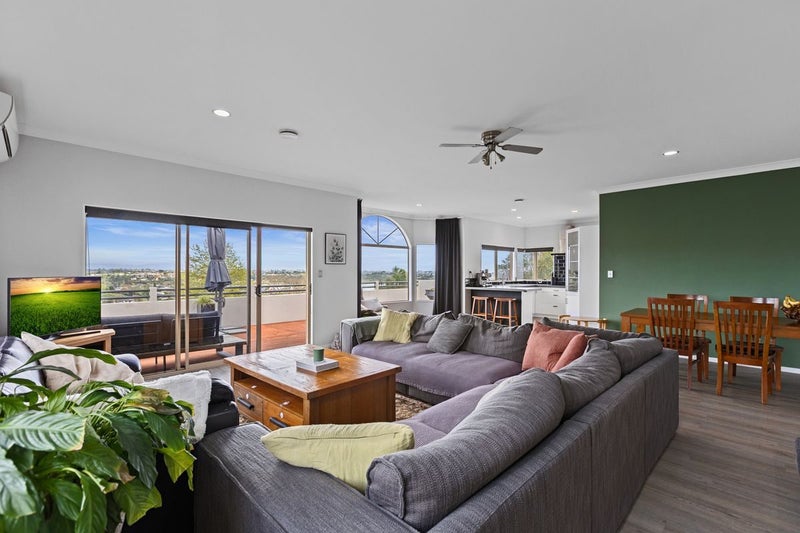 23 Finlayson Place, Welcome Bay, Tauranga - Carousel 1