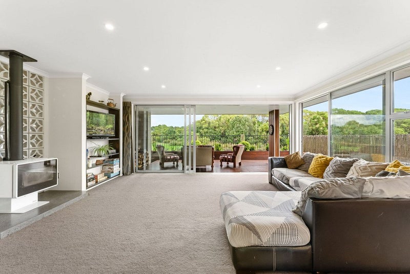 44 Butterworth Crescent, Papamoa Beach, Papamoa - Carousel 2