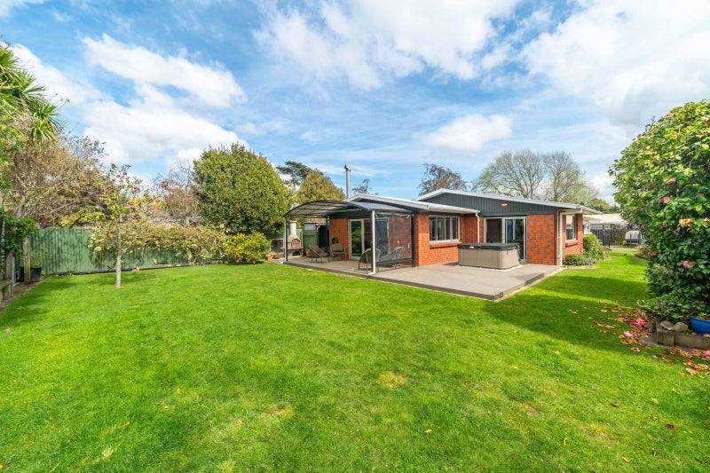 1A Bracken Street, Wallaceville, Upper Hutt - Carousel 1