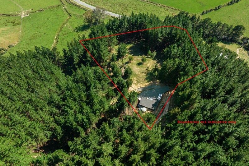 2135 State Highway 6, Okaramio, Havelock - Carousel 1