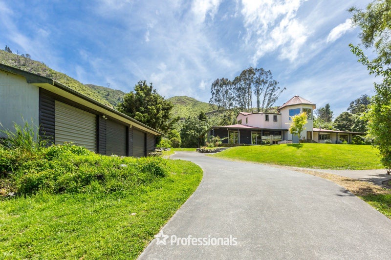 740 Moonshine Hill Road, Moonshine Valley - Carousel 1