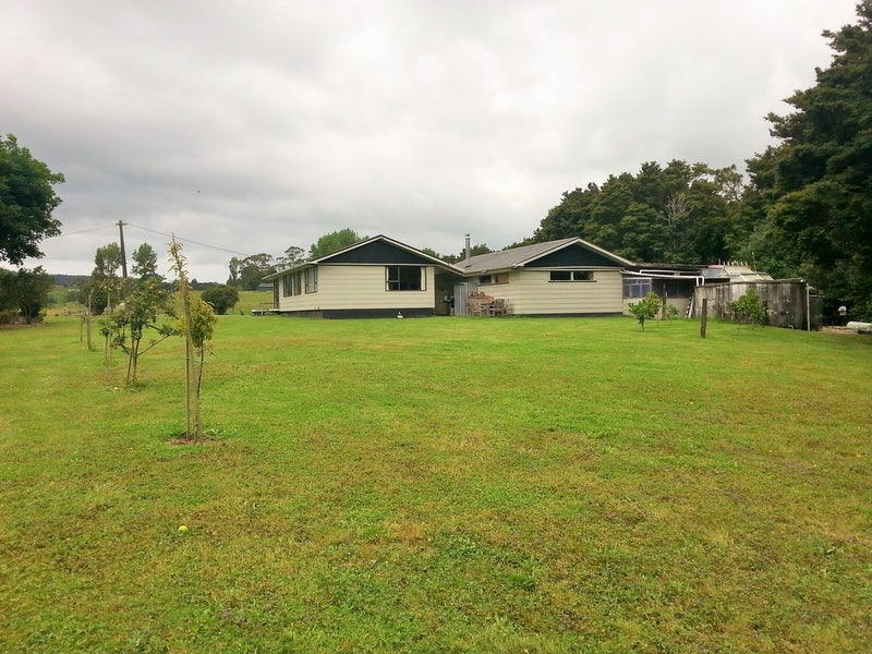 Property Valuation for 302 Gibbons Road, Kaiwaka Trade Me Property