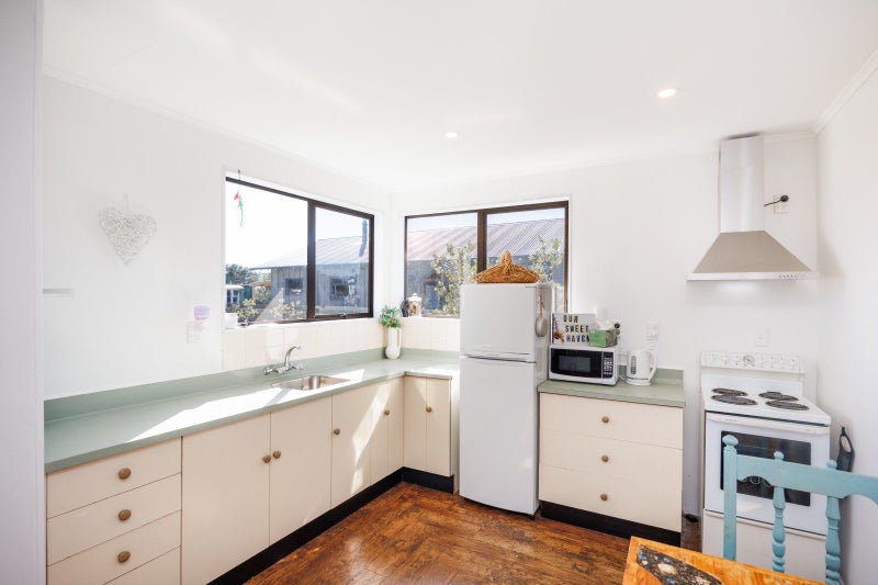 23 Norton Street, Foxton Beach, Foxton - Carousel 2