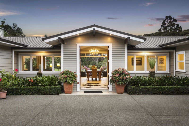 152K Parker Road, Oratia, Auckland - Carousel 2