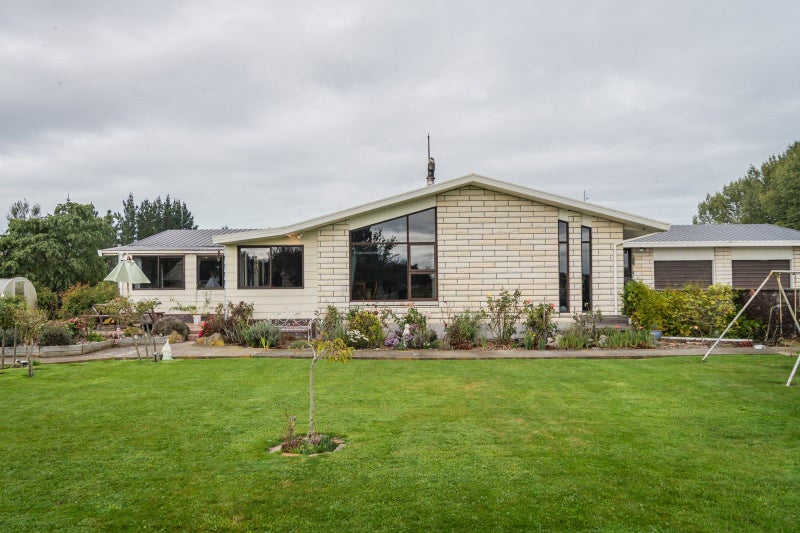 131 Station Road, Temuka - Carousel 24