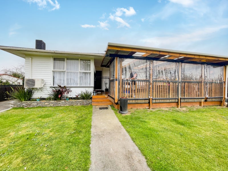35 Mervan Street, Mangere East, Auckland - Carousel 2